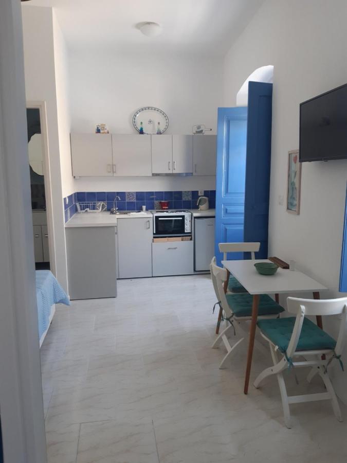 אגיה מרינה Almira Studios And Apartments מראה חיצוני תמונה